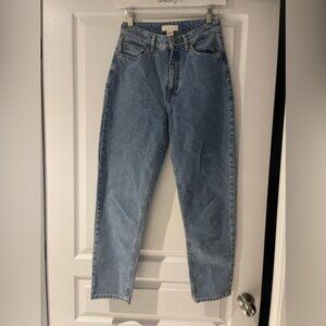 H&M High Waisted Light Blue color Jeans. Size US 4.
